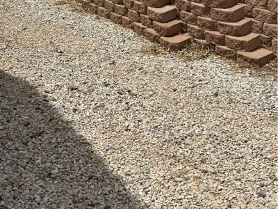 Retaining wall bricks