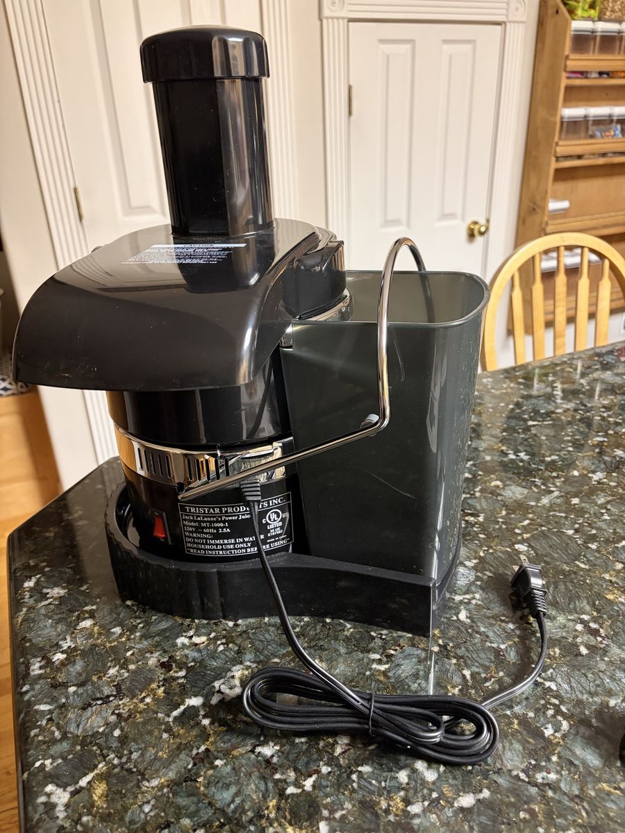 Brand New Jack LaLanne Power Juicer M-T 1000