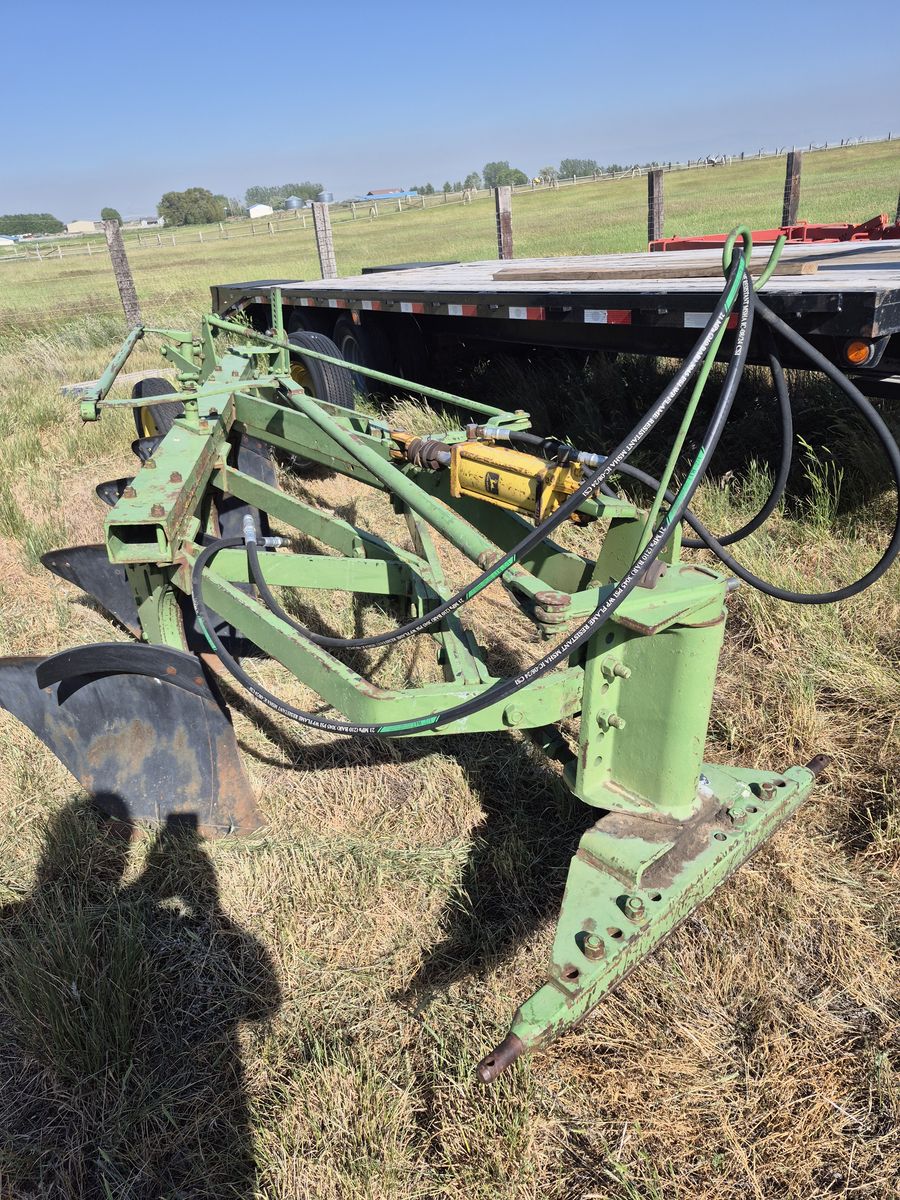 John Deere 4 bottom plow