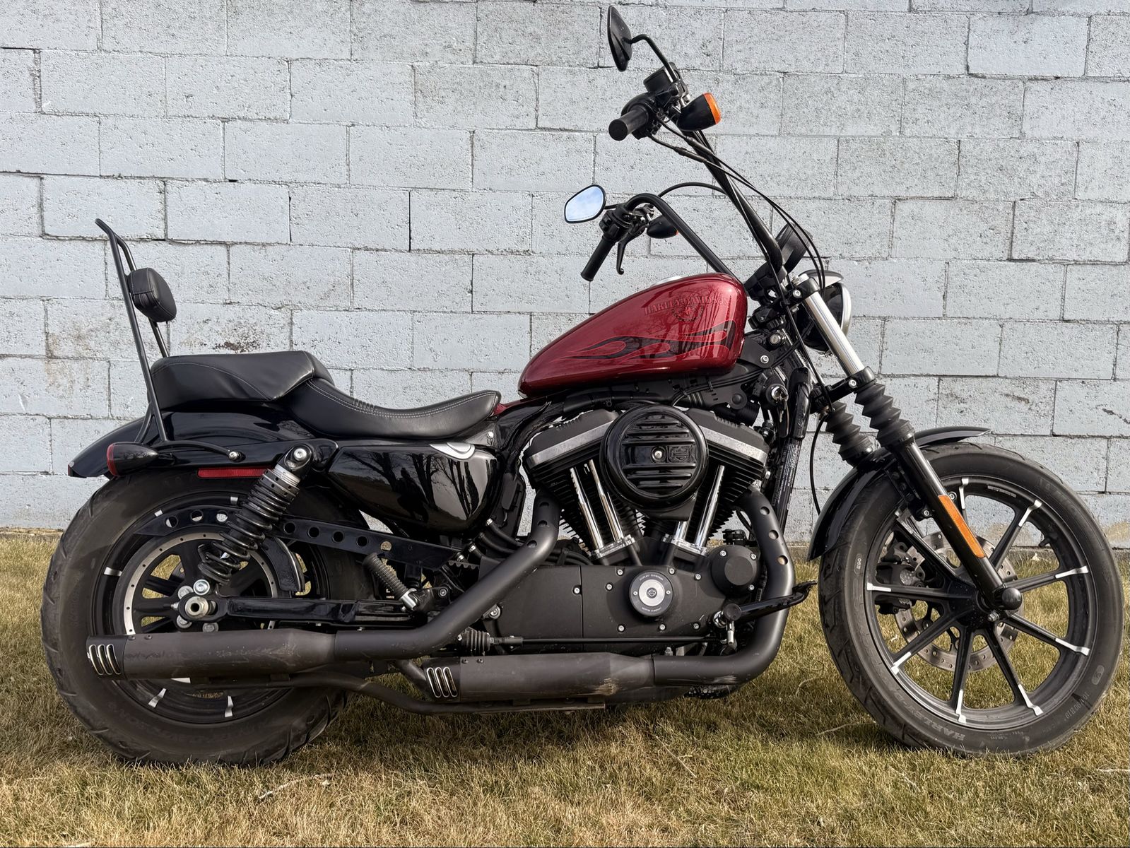 2017 Harley-Davidson Sportster Iron 883