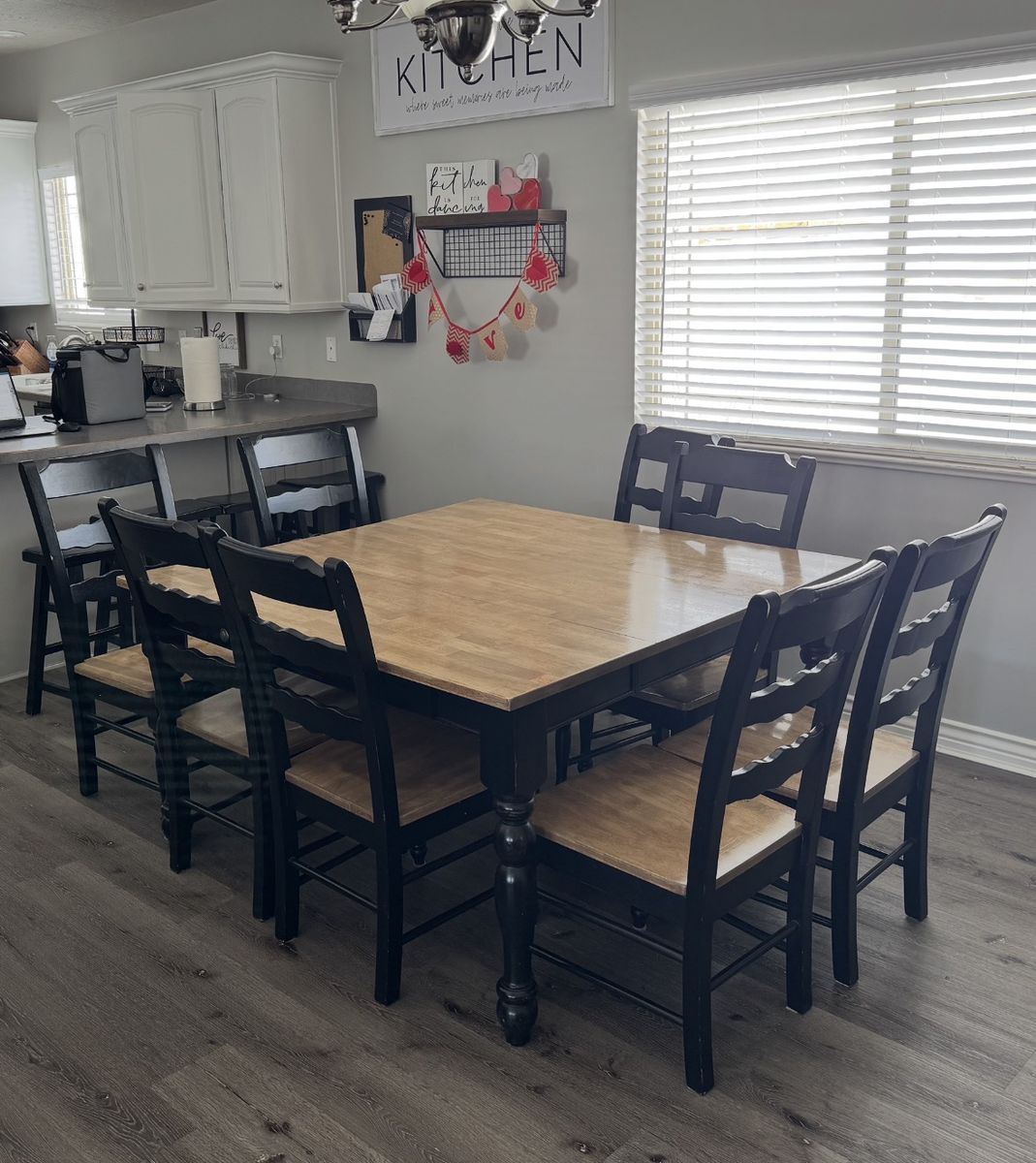 Kitchen Table with 8 chairs