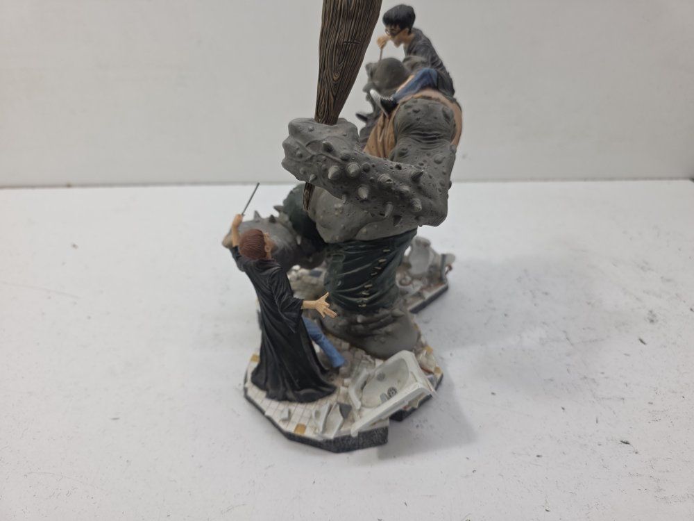 Main image 5