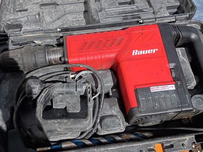 Bauer model1631E-B Jack Hammer