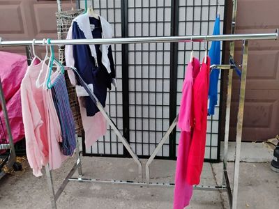 Double Bar Chrome Clothing/Garment Display Rack Adjustable W/V Brace