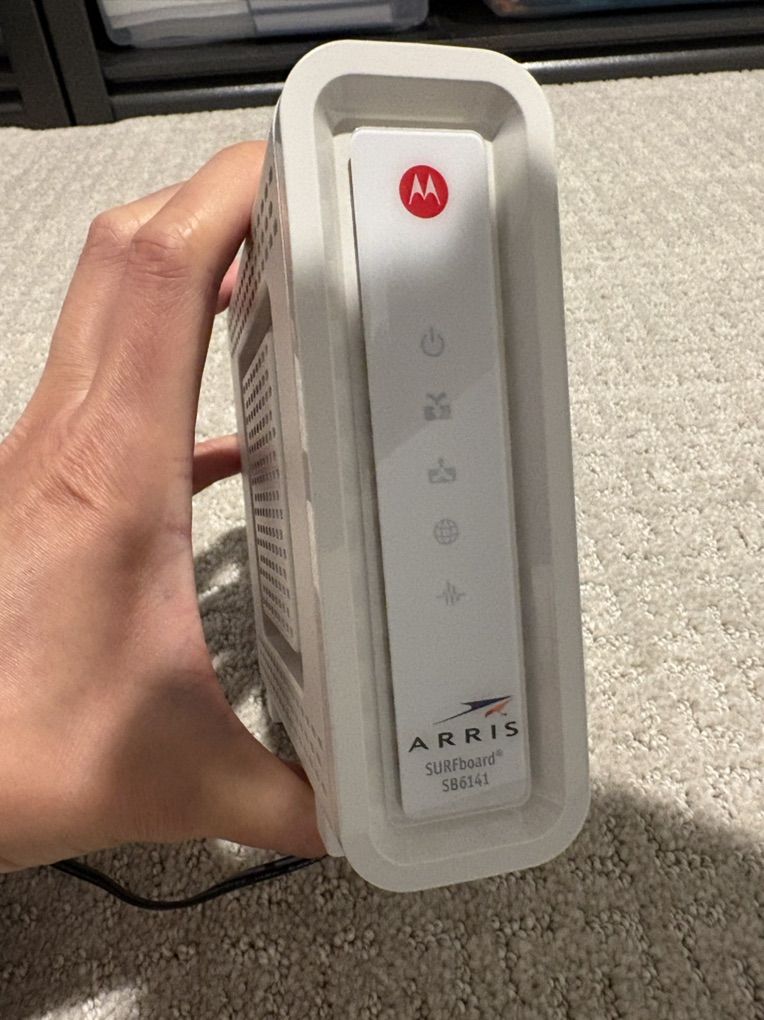 ARRIS SURFboard Docsis Cable Modem SB6141
