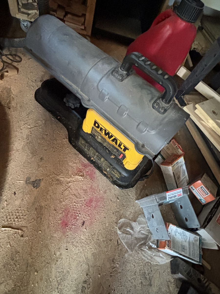 DeWalt Forced Air Kerosene Heater - Used, Great Condition