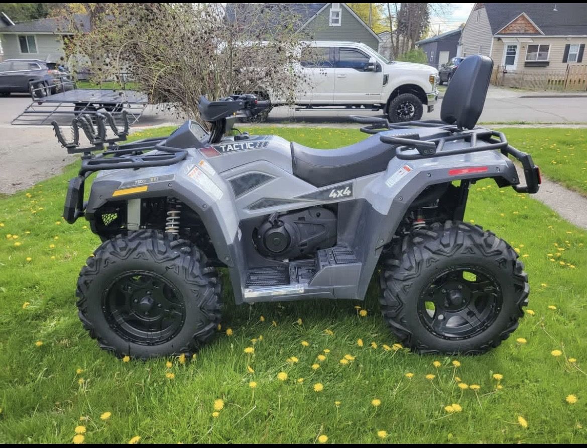2022 Hisun Tactic EFI with plow and trailer package 