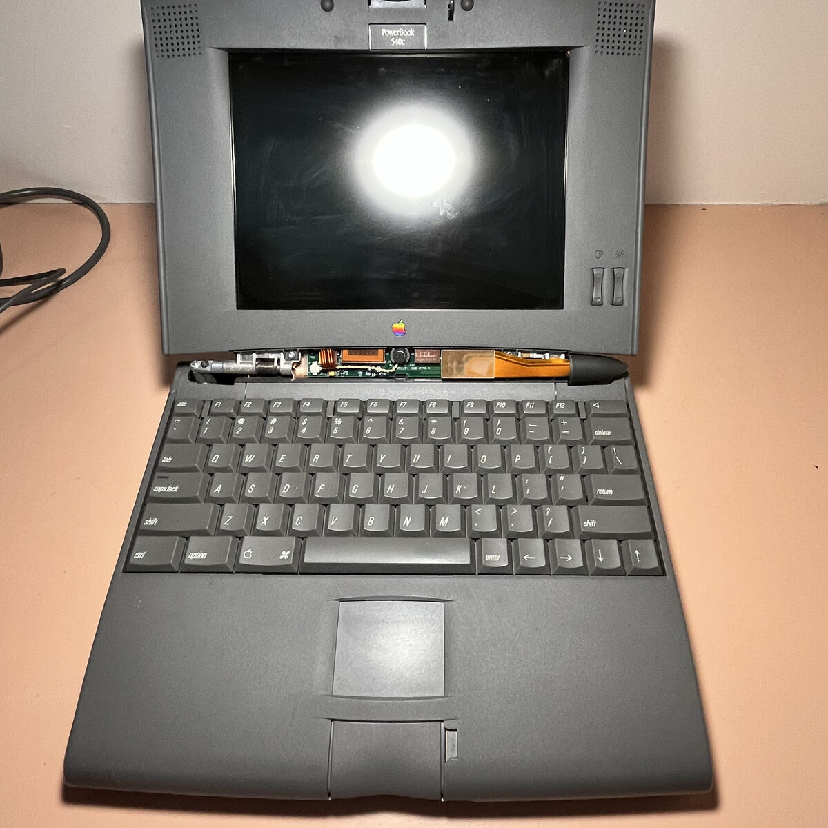 Apple Macintosh PowerBook 540c – Vintage Laptop