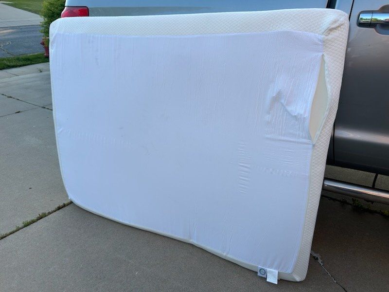 Main image 5
