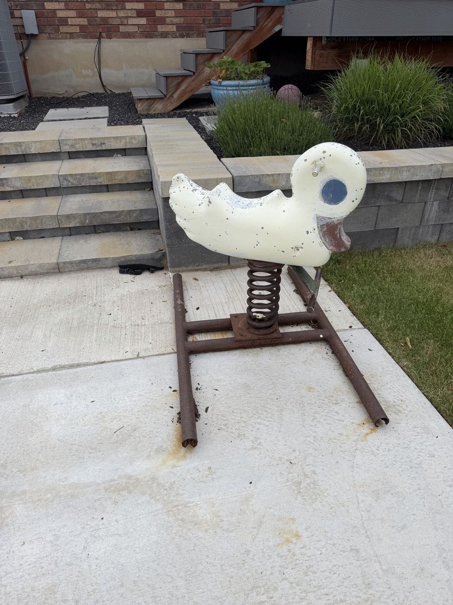 VINTAGE DUCK SPRING RIDER PLAYGROUND TOY