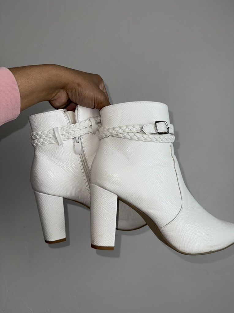 Elegant White Heel ankle boots