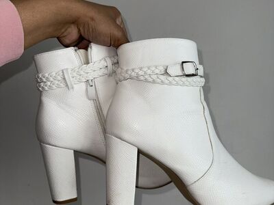 Elegant White Heel ankle boots