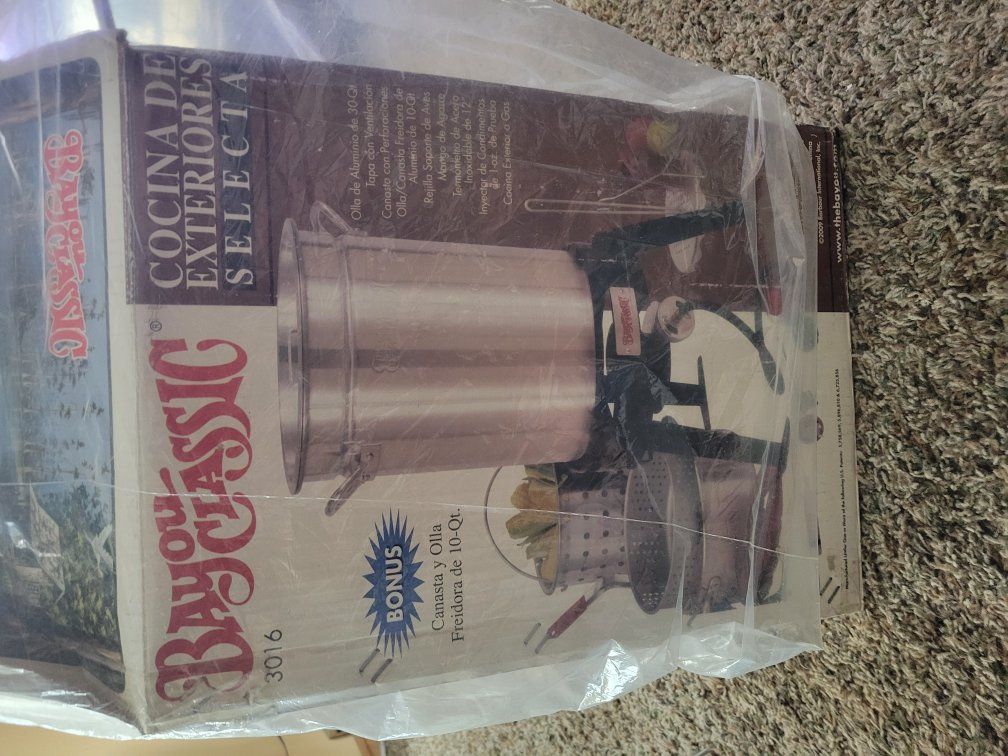 Brand new Turkey deep fryer