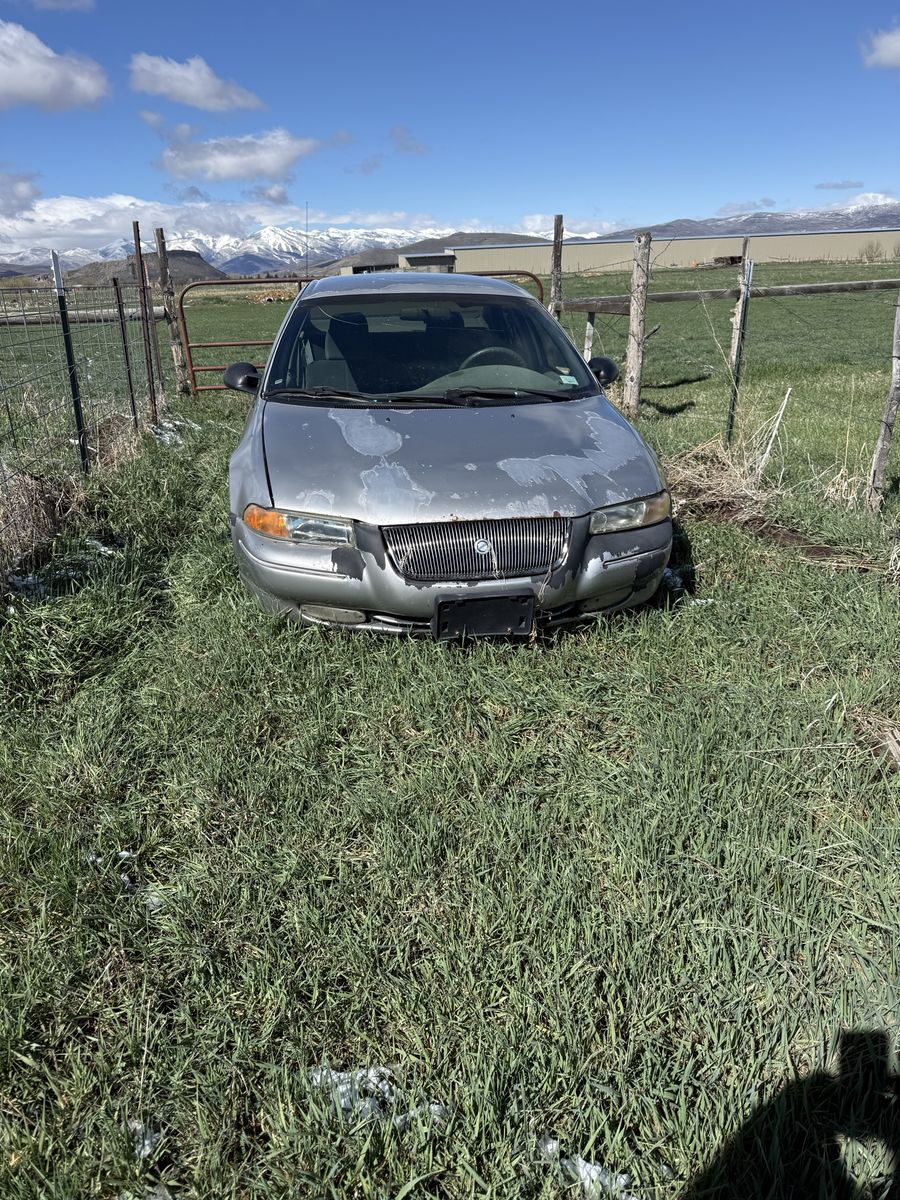 Free , 1996 Chrysler Cirrus