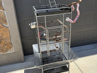 Large Bird Cage w/ Play Top & Rolling Stand