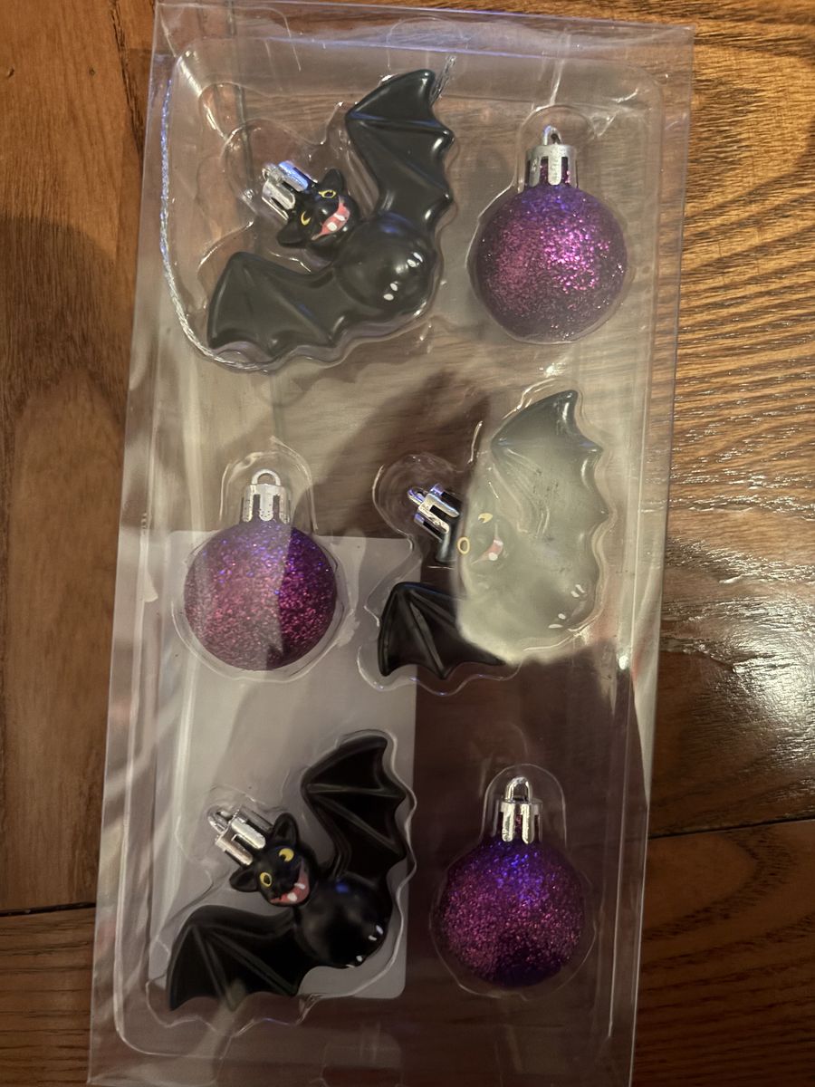 Mini Halloween bat ornaments