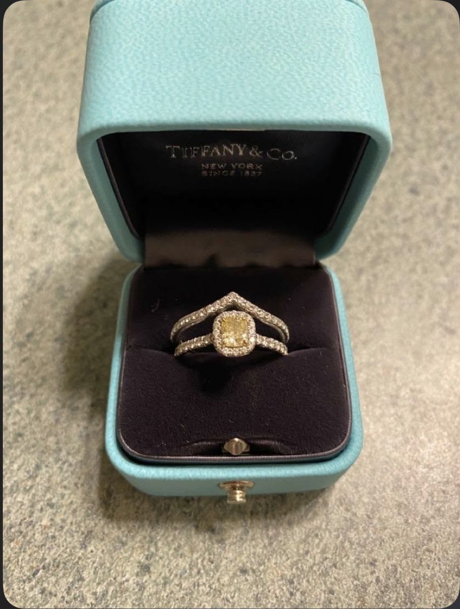 Tiffany & Co Platinum and Diamond Soleste V Band Sz 7