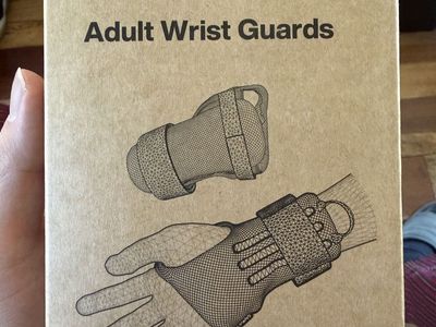 Burton Adult Wrist Guards XL — Brand New in Box