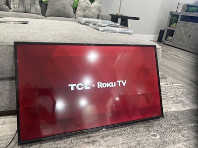 Roku 40” Tv / Wall Bracket
