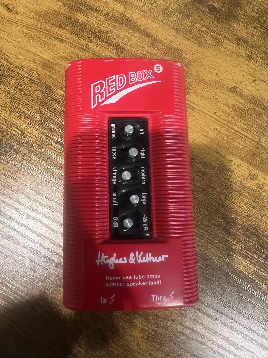 Hughes & Kettner Red Box 5