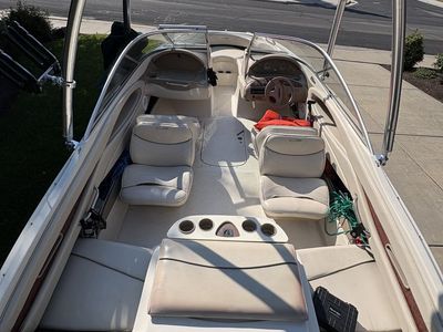 Family Fun Boat 1999 Maxum SR