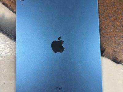 iPad (10th gen)