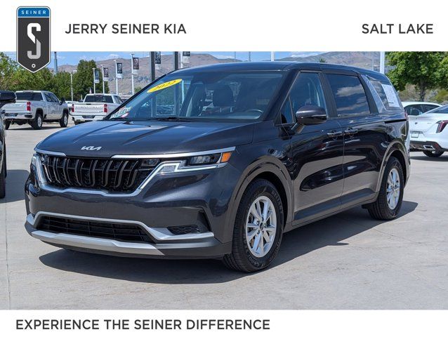 2022 Kia Carnival LX