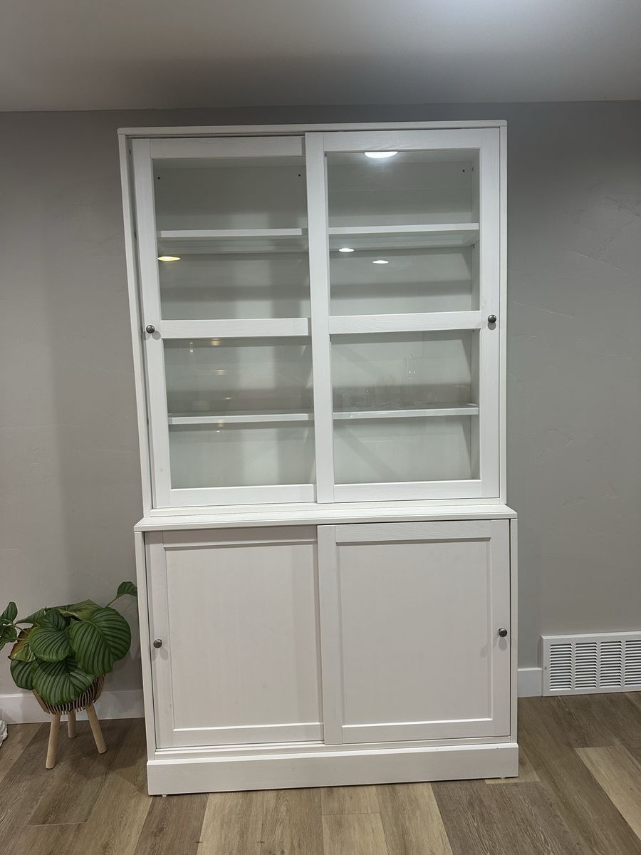 Display Cabinet
