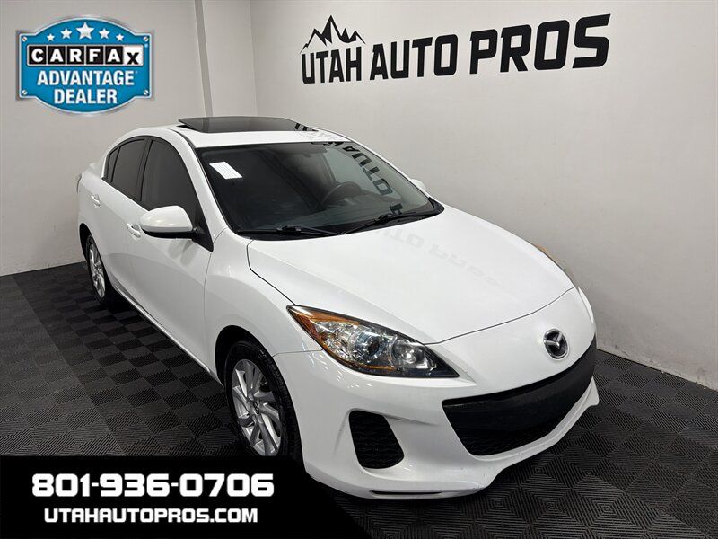 2013 Mazda Mazda3 i Touring