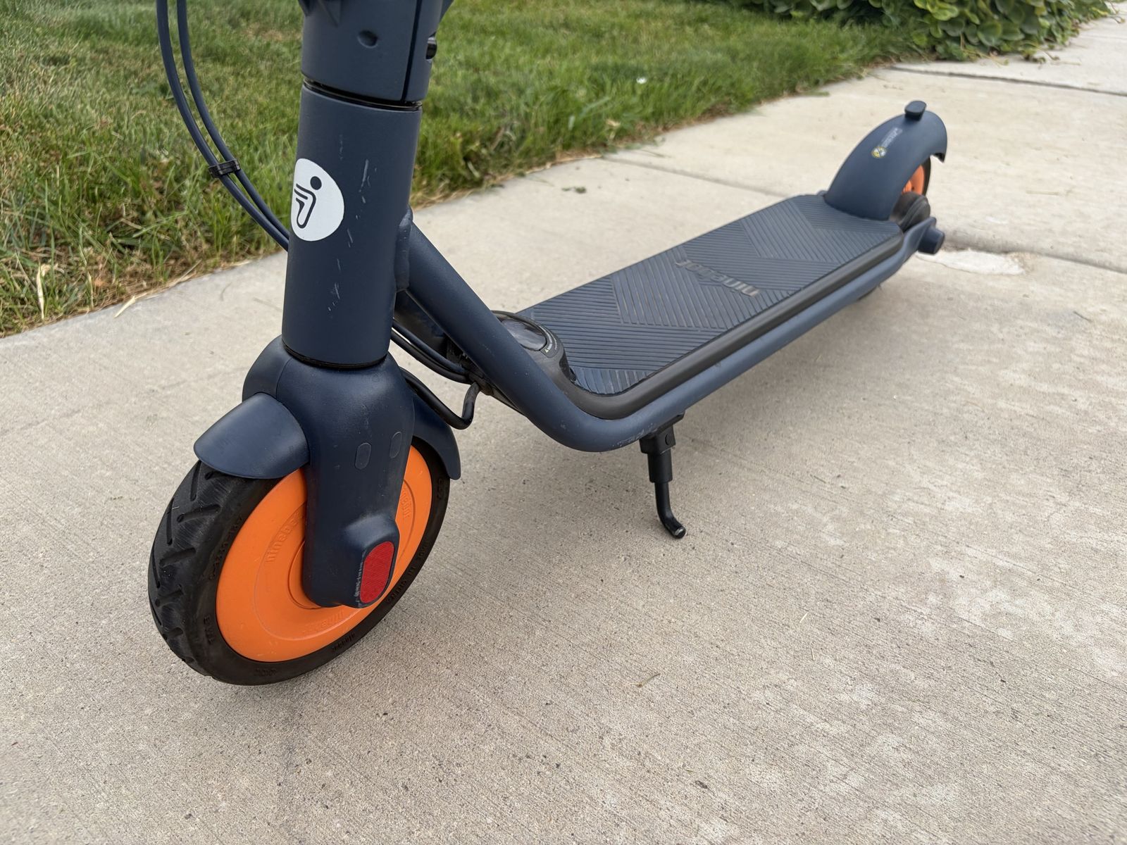 Segway Ninebot Zing C15 Electric Scooter - Great Condition!