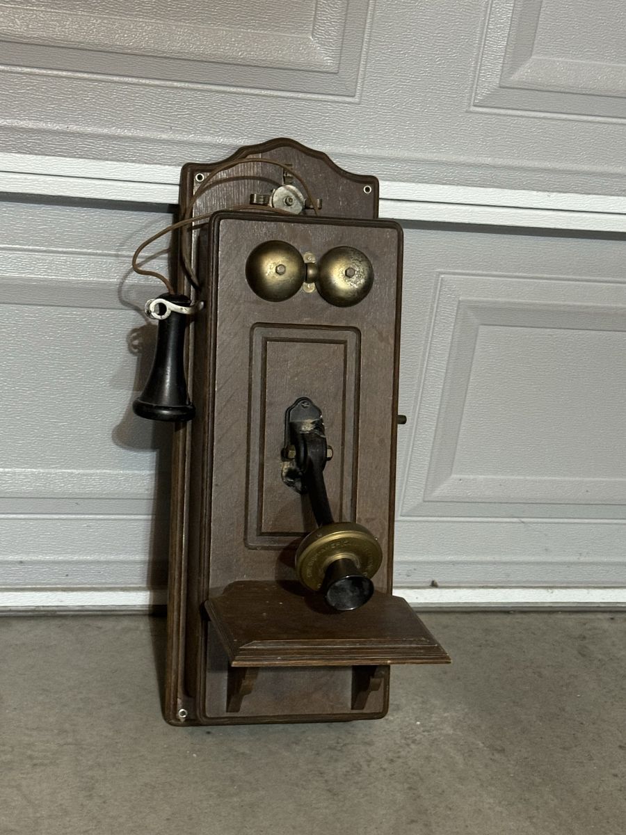 Vintage Wooden Wall Crank Telephone Antique Decor