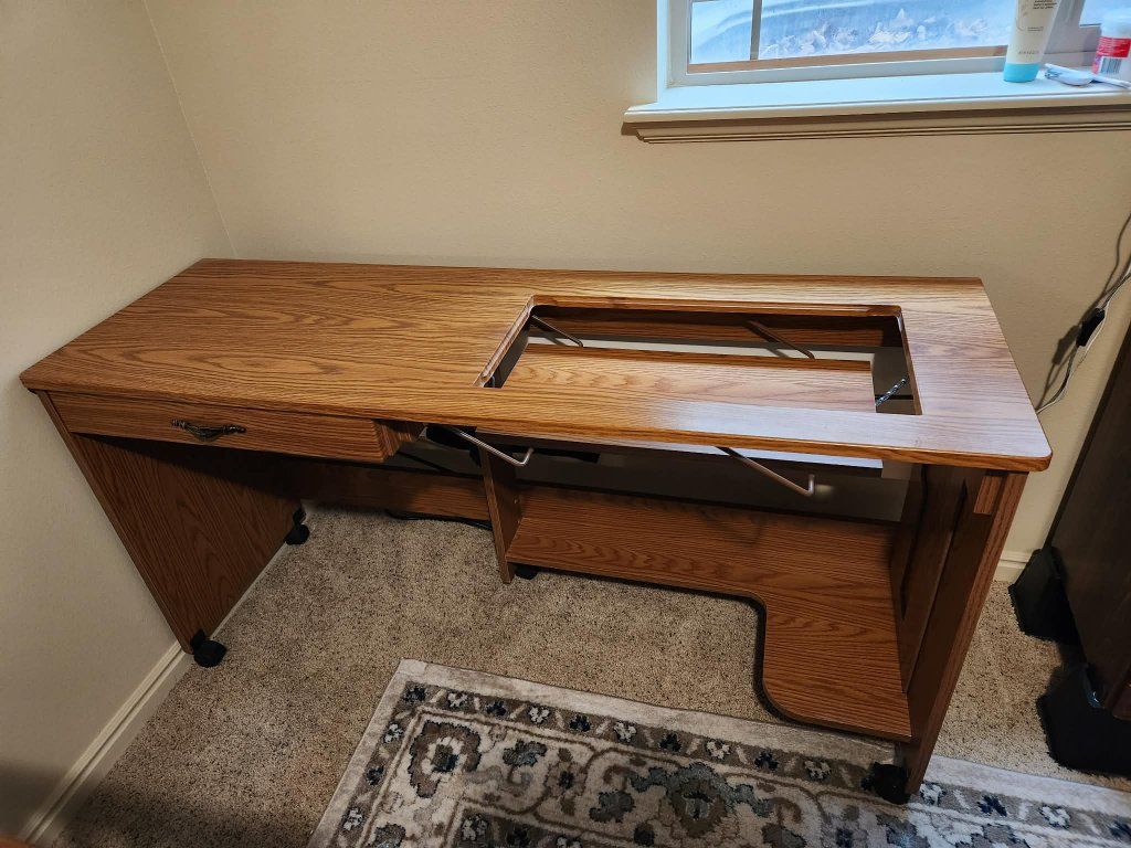 Sewing desk
