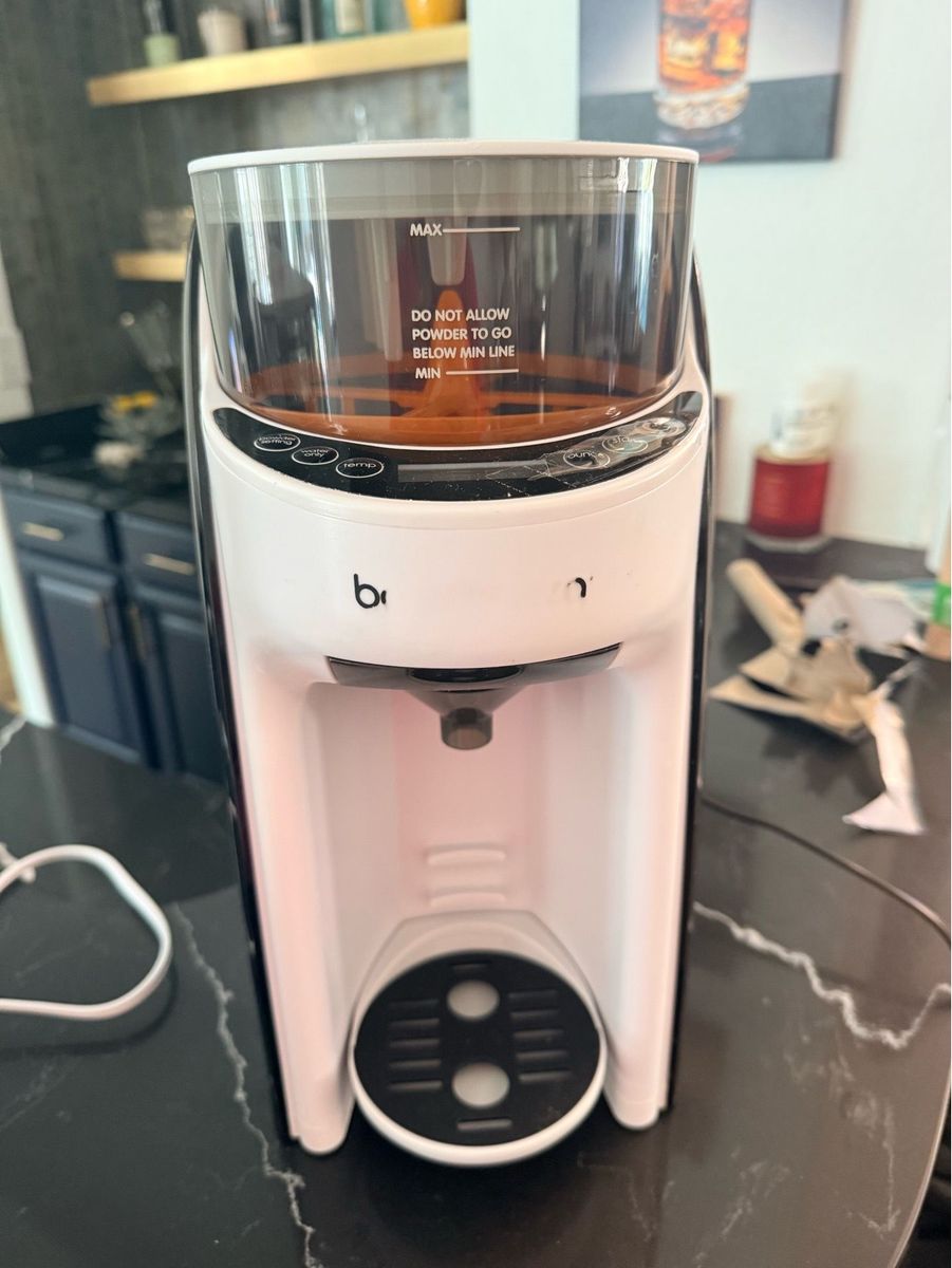 Baby Brezza Formula Pro Advanced Formula Dispenser Machine - White/Black, EUC