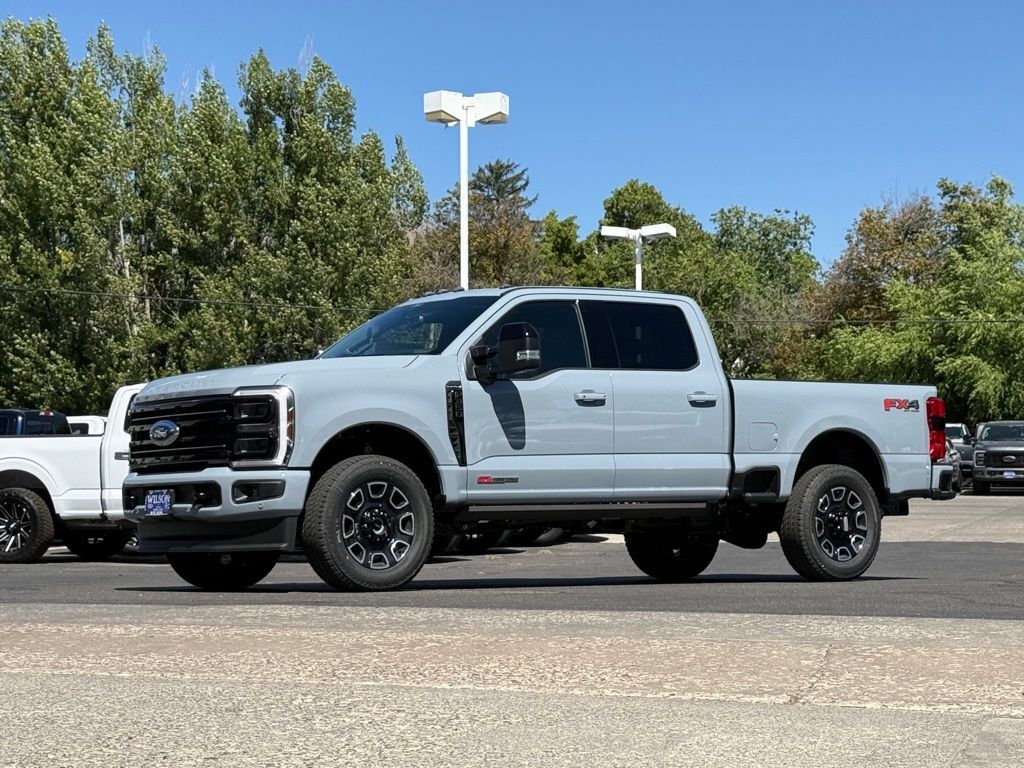 2025 Ford F-350 Super Duty Platinum