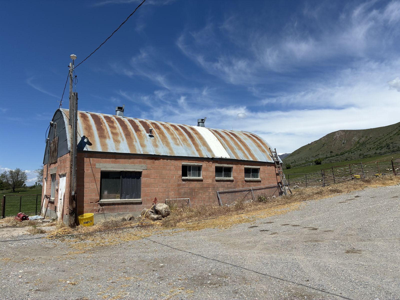 Main image 2