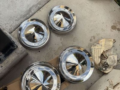 4 Chevrolet Chrome Hubcaps