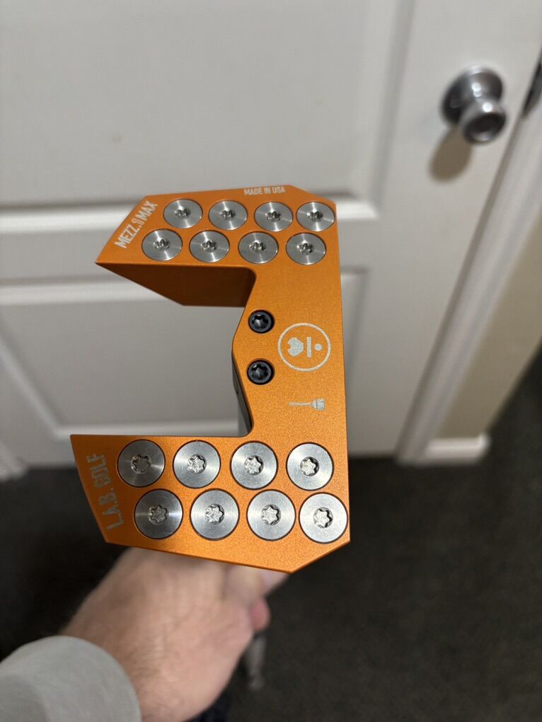 L.A.B. Broomstick Putter