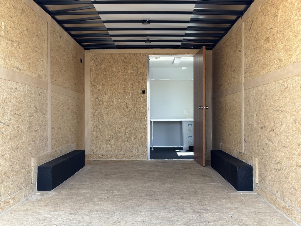 Main image 8