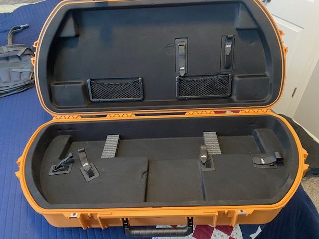 Pro Series Shaped Bow Case, Coyote Brown