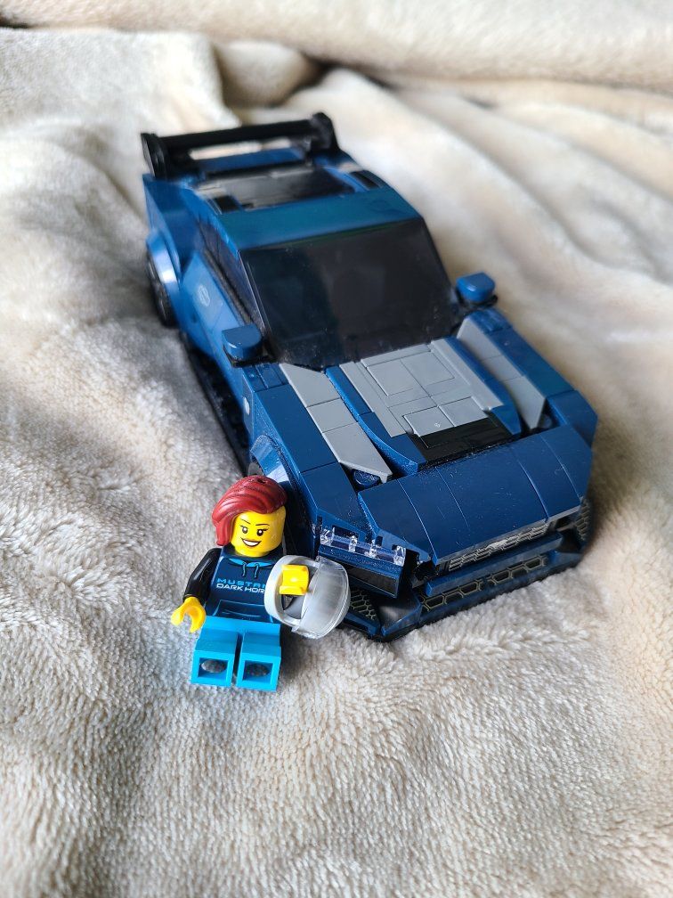LEGO Speed Champions: Ford Mustang Dark Horse Sports Car (76920)