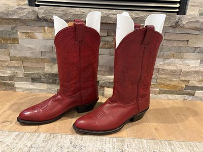 Vintage Nocona Men's Red Leather Cowboy Western Boots - Made in USA - Size 9D Like New