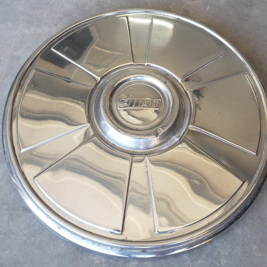 Fiat 124 Spider Hubcaps (set of 4)