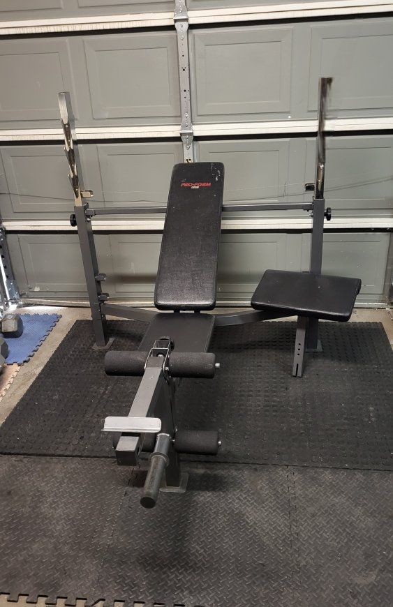 Weight bench 