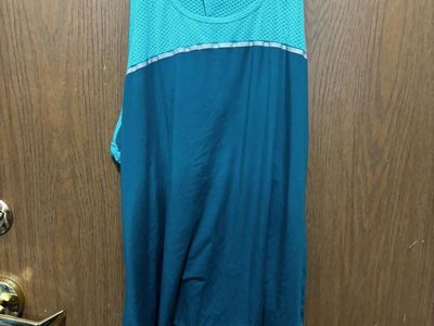 Danskin Teal Blue Split Back Perforated Athletic Tank Top Size L - Excellent Condition