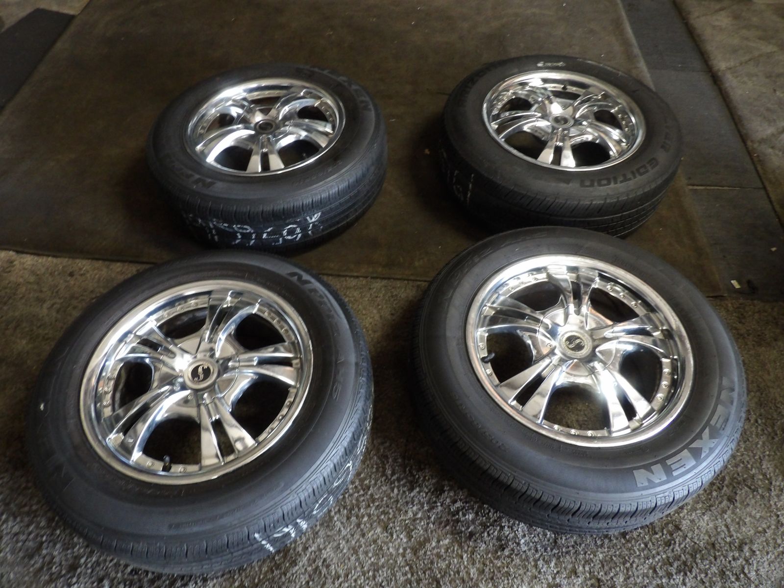 SET OF USED SSC CHROME WHEELS 16" INCH AND TIRES 205/65R16