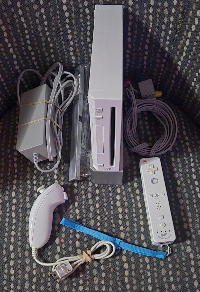 Backwards compatible Nintendo Wii with motionplus controller! trades considered!