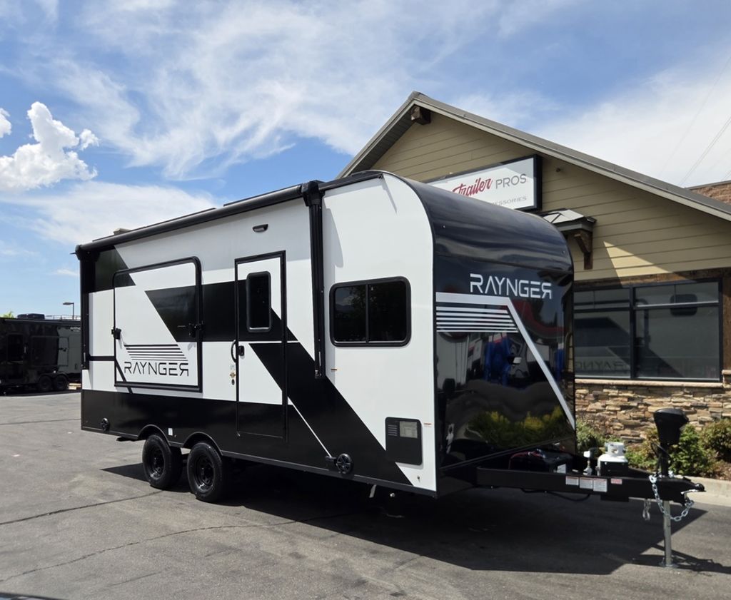 2026 RAYNGER 8x18 / 8.5x18 Toy Hauler 12K Axles TRIPLE QUEEN TENT, Off Grid Solar!!! New