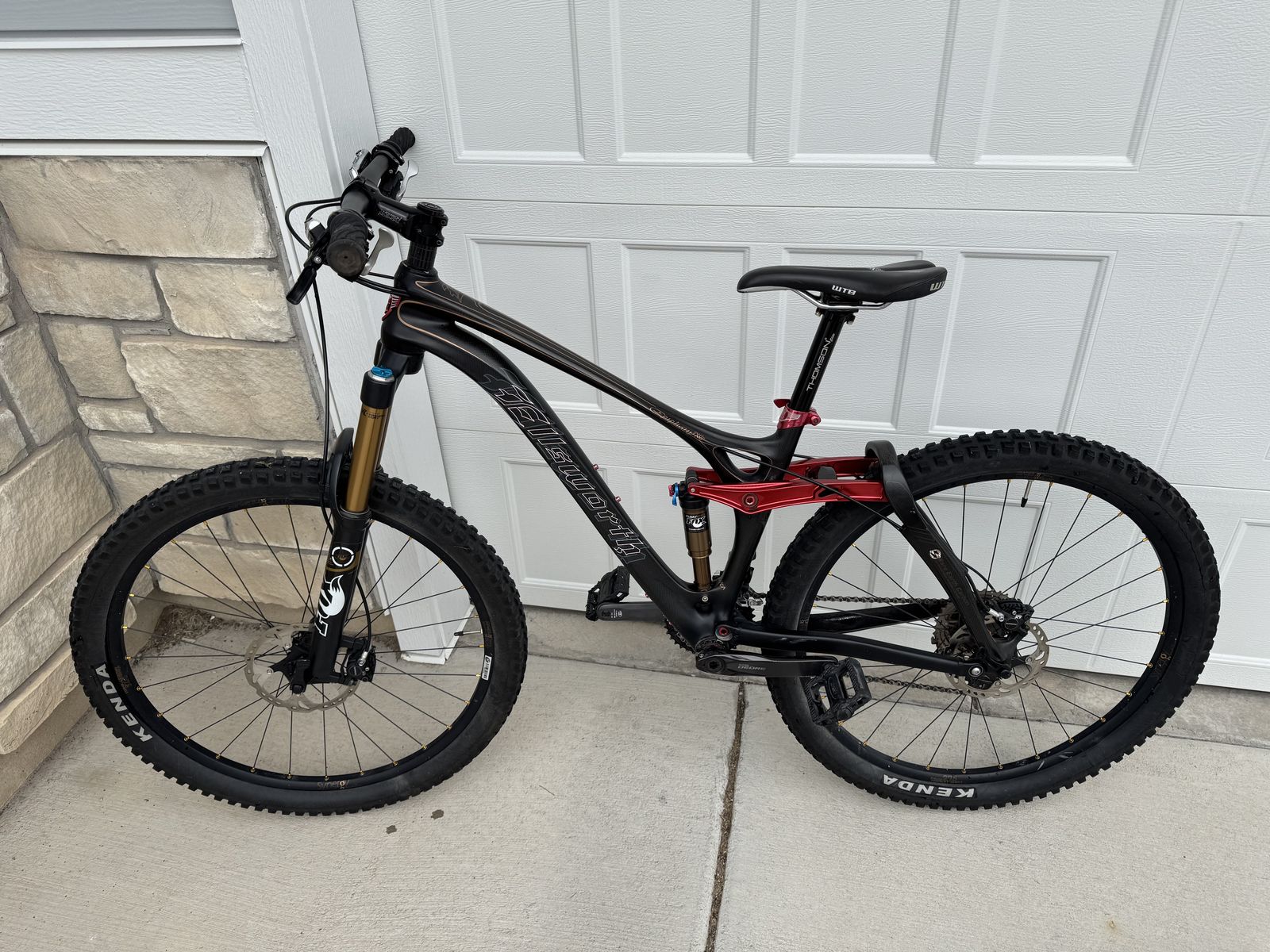 Ellsworth Epiphany C XC 27.5 Carbon MTB Small