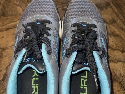 Kuru size 8 women’s shoes