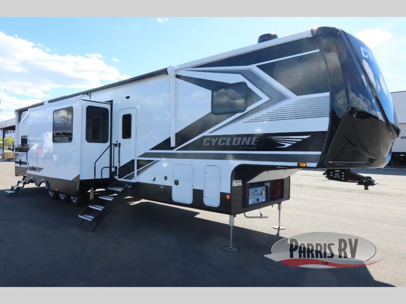 New 2026 Heartland Cyclone 3913